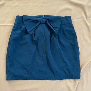 Bow front mini skirt